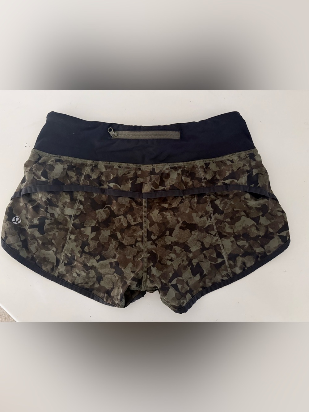 Lululemon Run Speed Shorts - Green Camo - Picture 2 of 3